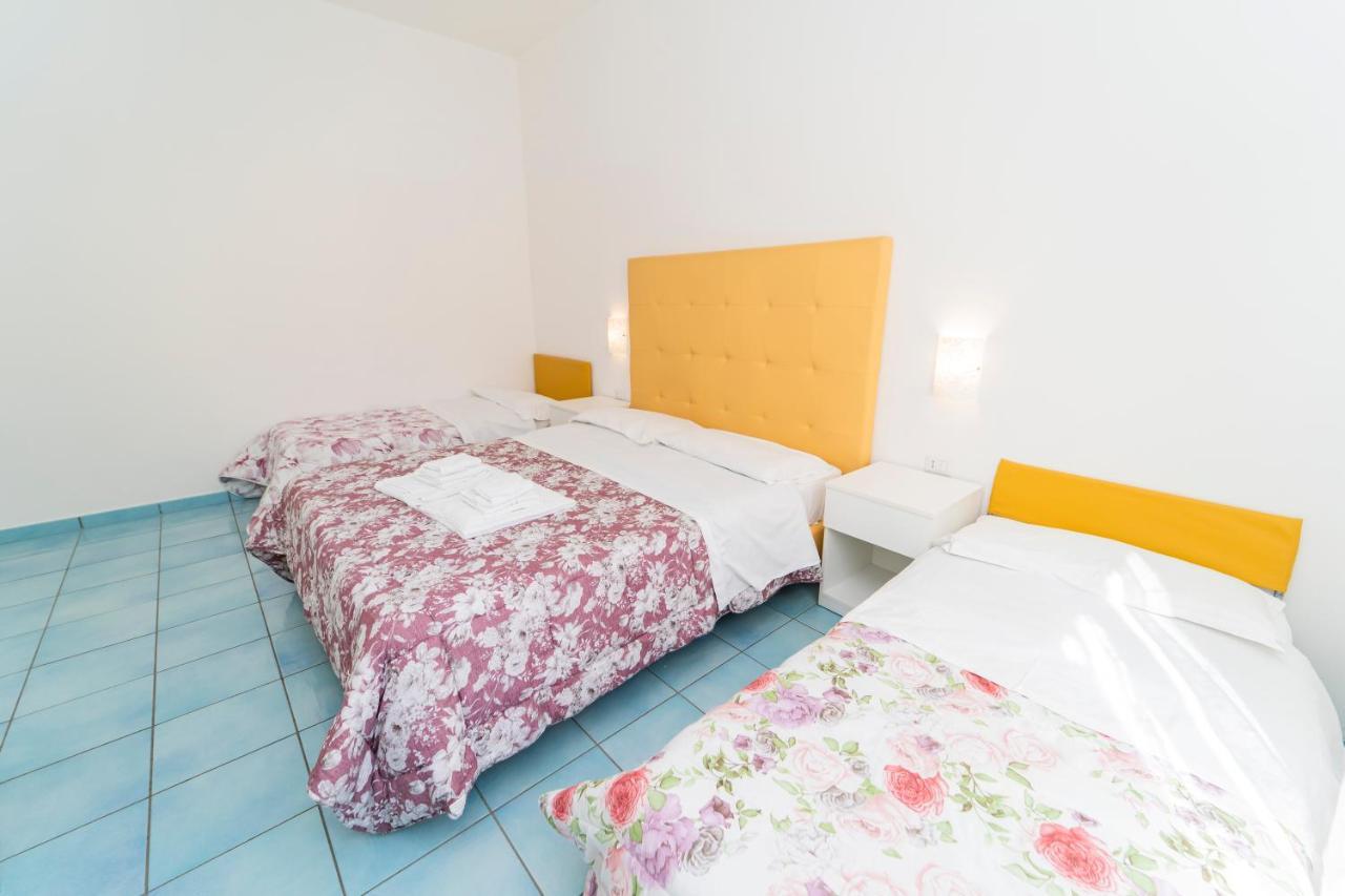 La Casa Di Aurora Hotel Maiori Buitenkant foto